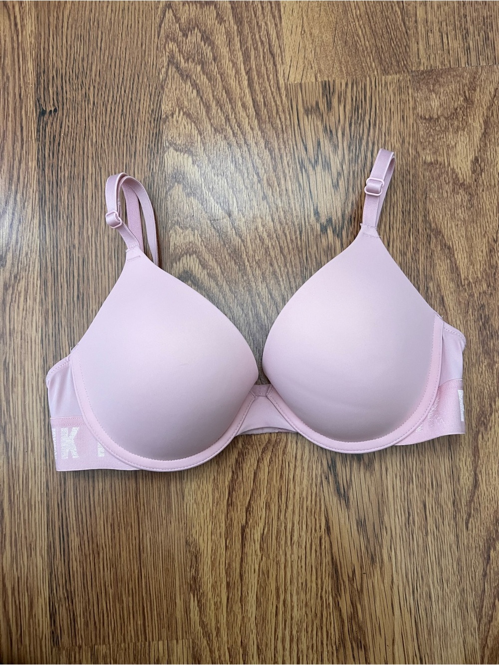 Victoria’s Secret PINK Wear Everywhere Push Up Bra 32C Light Pink Logo Band